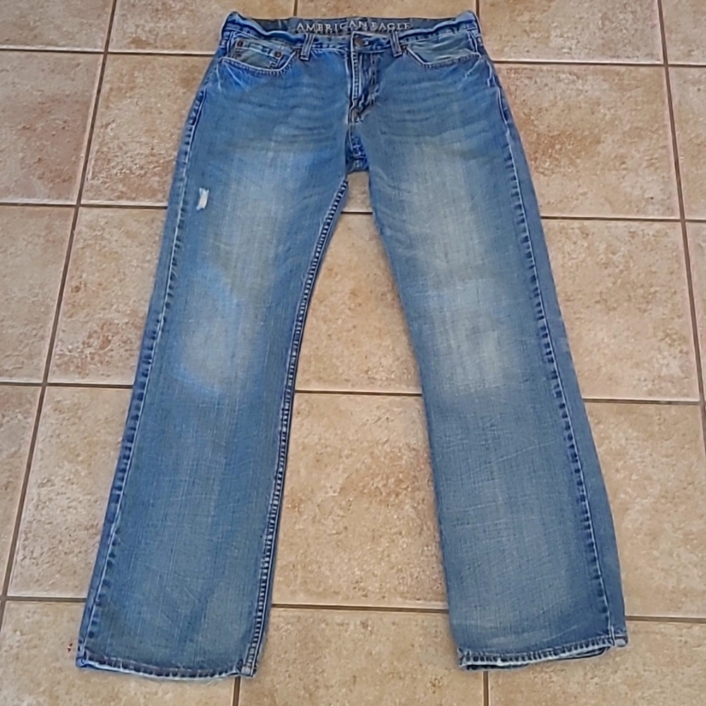 American Eagle low-rise bootcut men's jeans 32x34